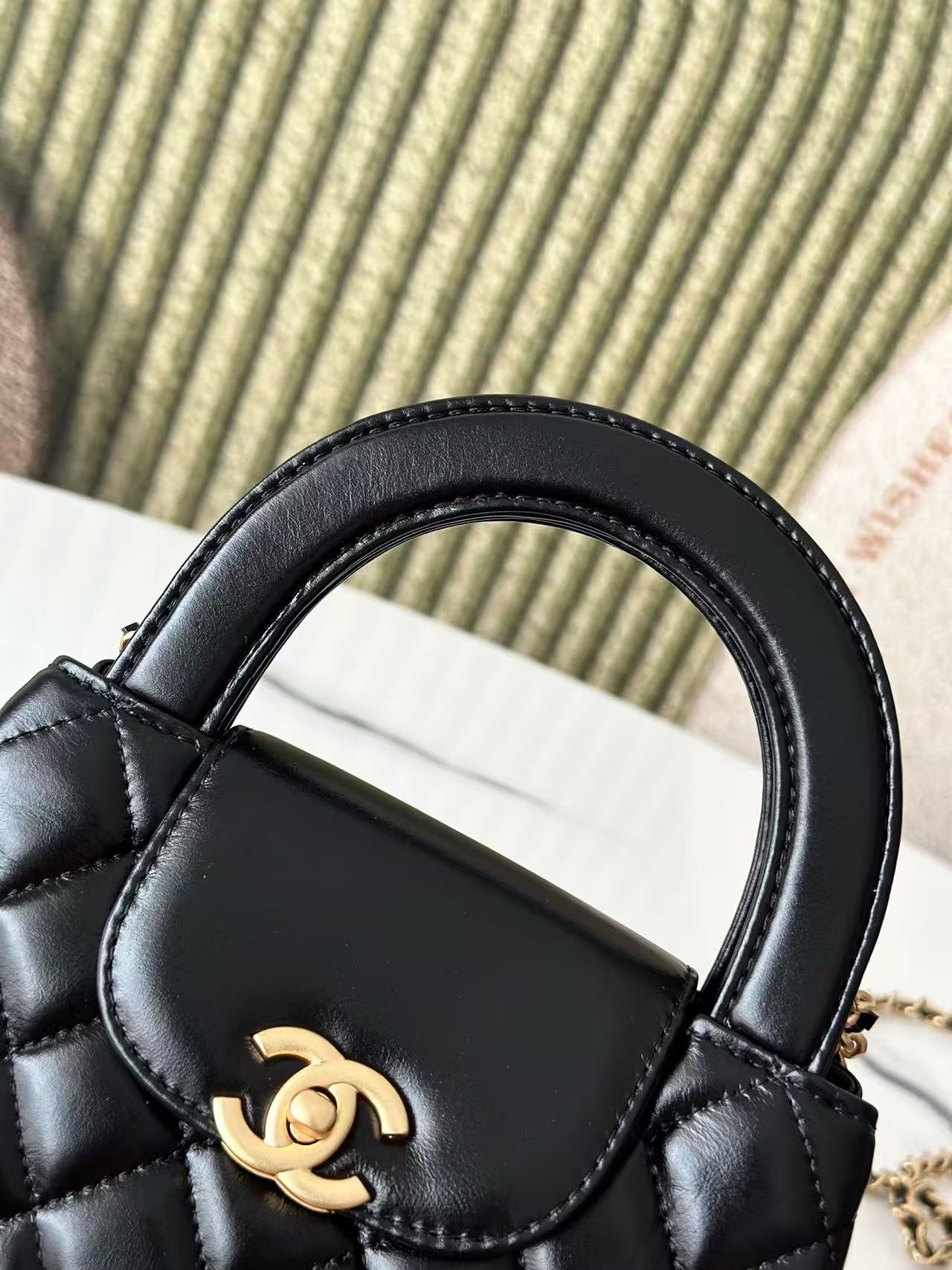 cc 24a nano 19cm kelly shopper bag black lambskin light gold hardware