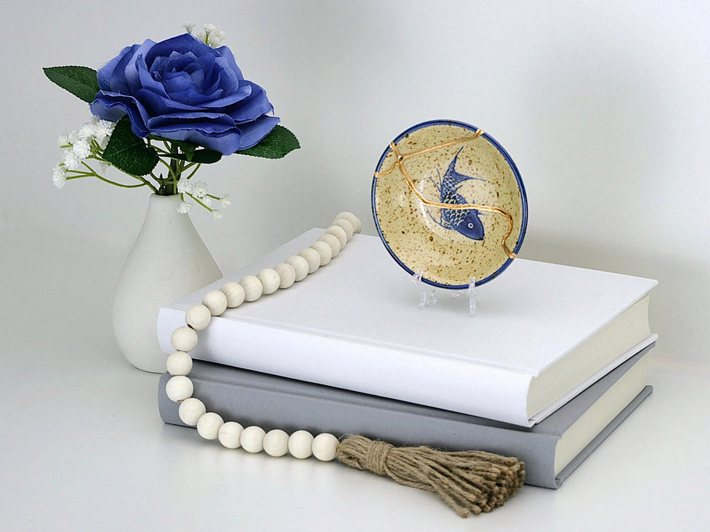 Small Beige Kintsugi Plate with Fish Image