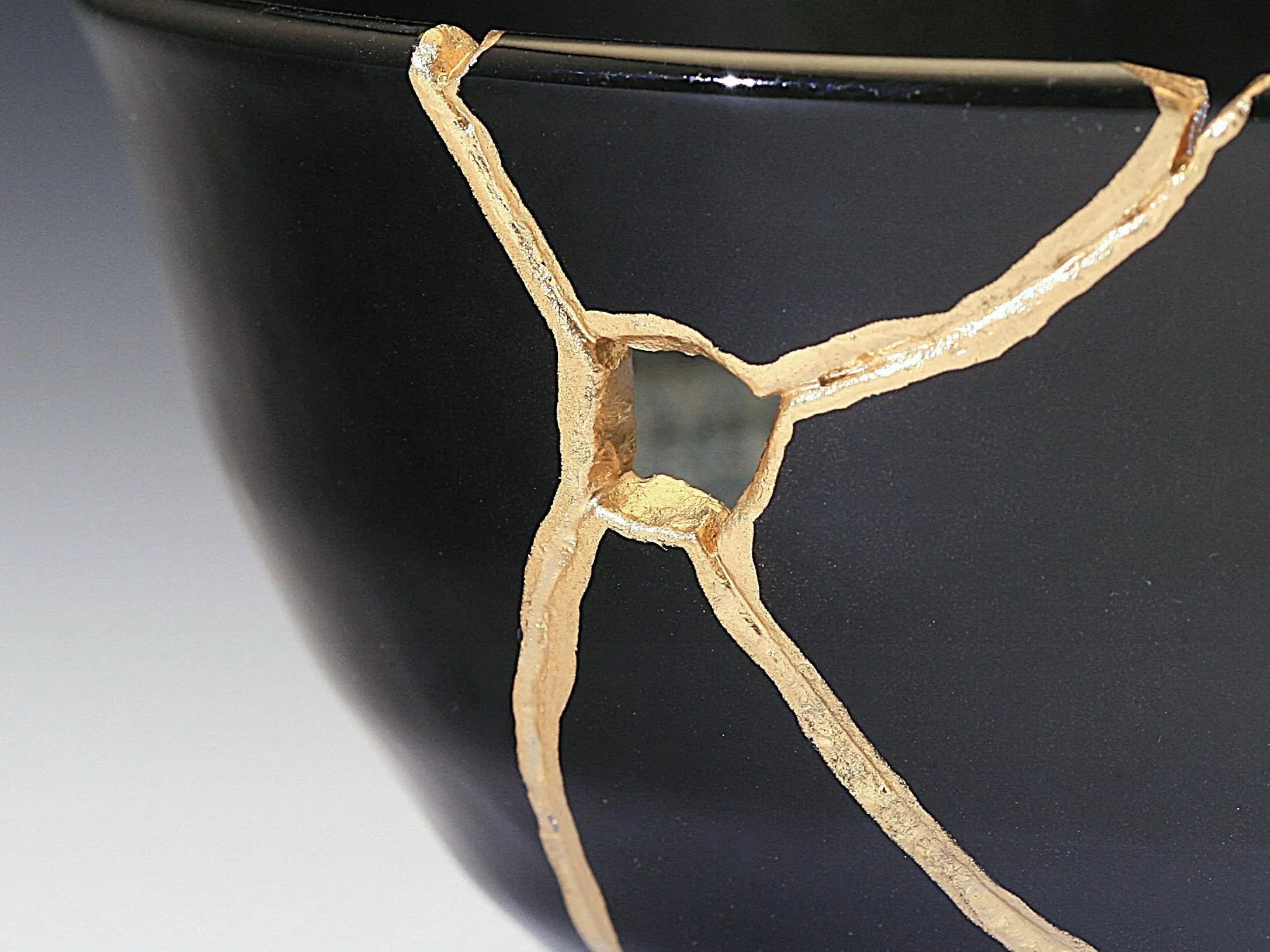 Medium Black and White Kintsugi Bowl with Swirl Pattern