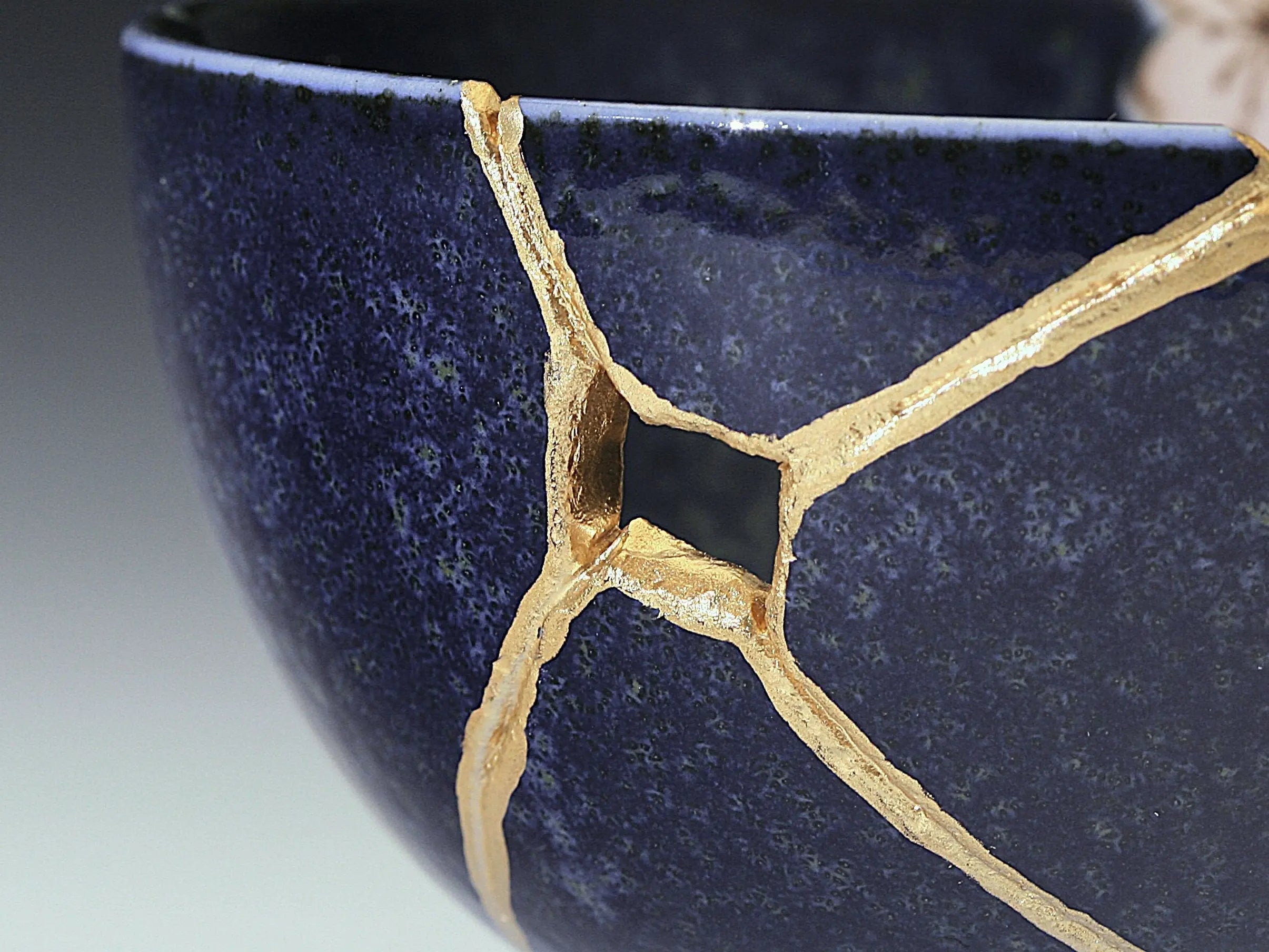 Medium Dark Blue Kintsugi Bowl with Sakura Pattern