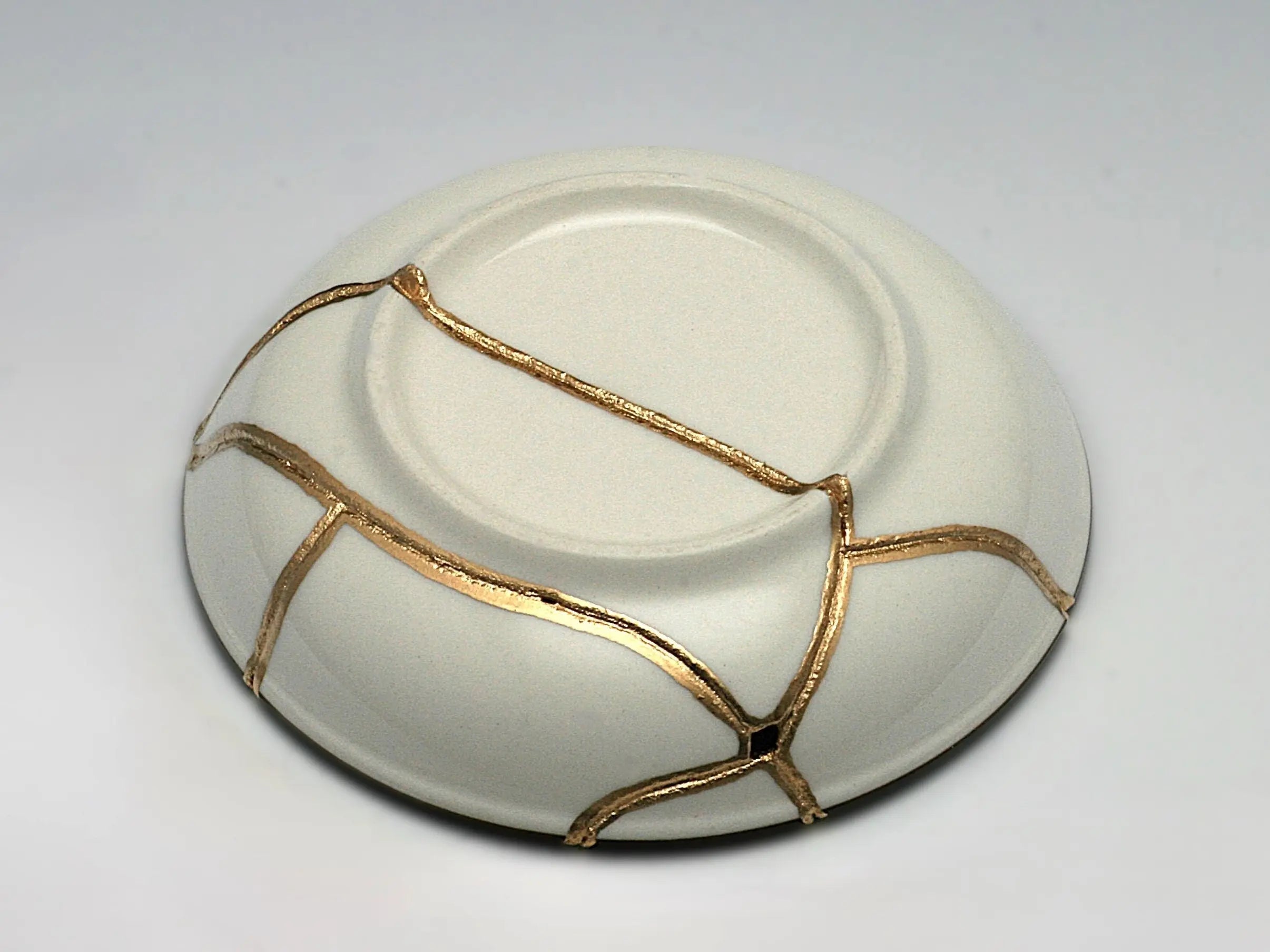 Small Blue and White Kintsugi Plate with Flower Images