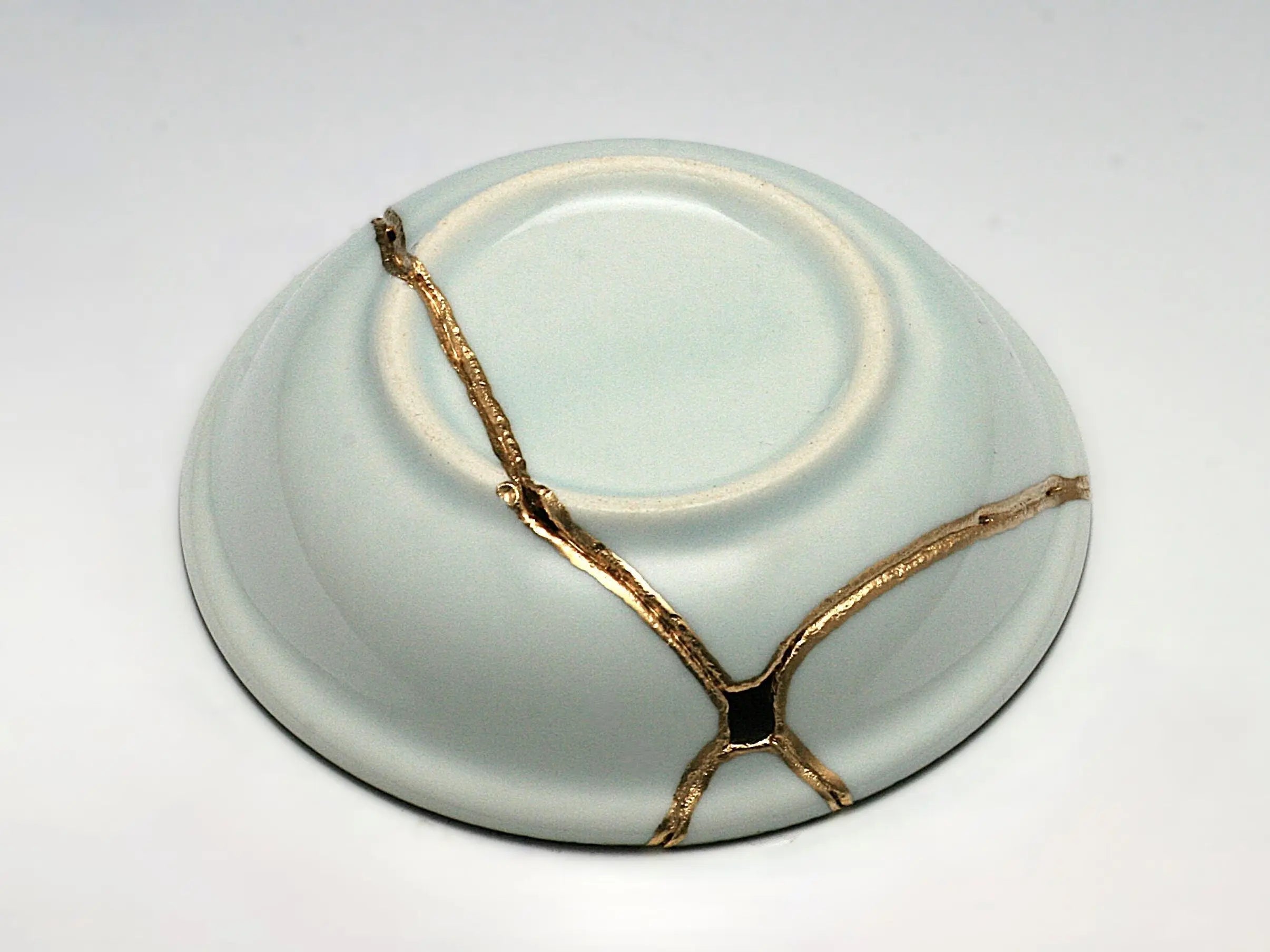 Small Blue and White Kintsugi Plate with Lines