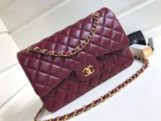 flap bag jumbo 30 burgundy lambskin gold hardware