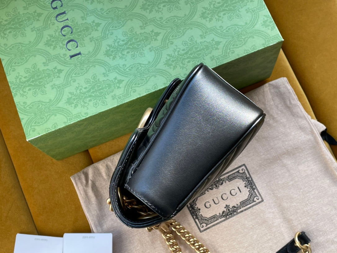 GG MARMONT MATELASS_ LARGE 26 BAG BLACK CALFSKIN