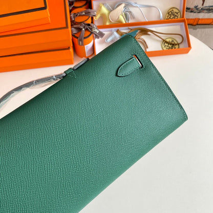 HM Kelly Cut 31 Kaitoke Green Epsom Leather Gold Hardware 229040