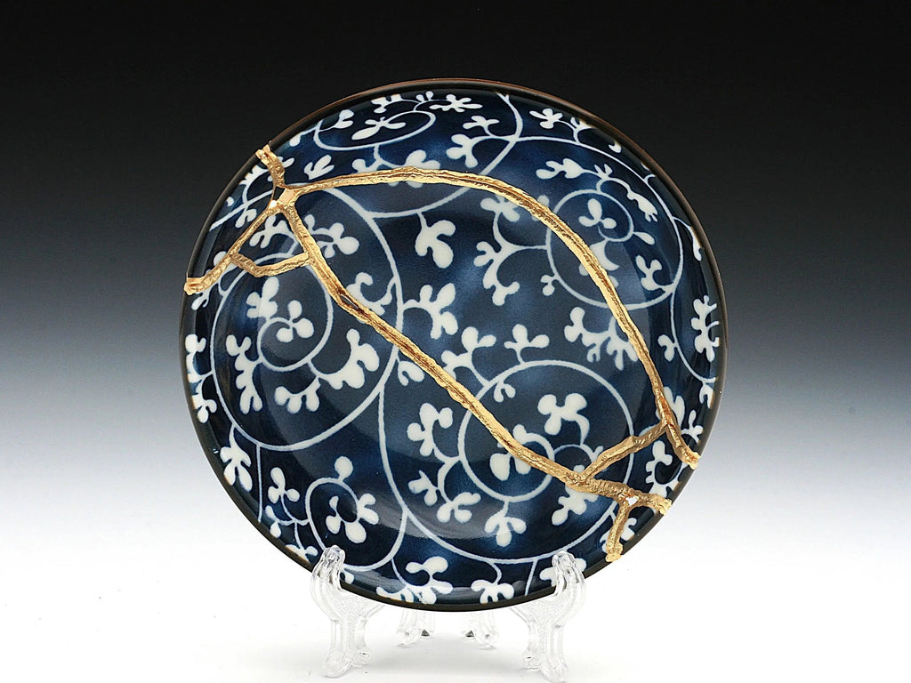 Small Blue and White Kintsugi Plate with Vines
