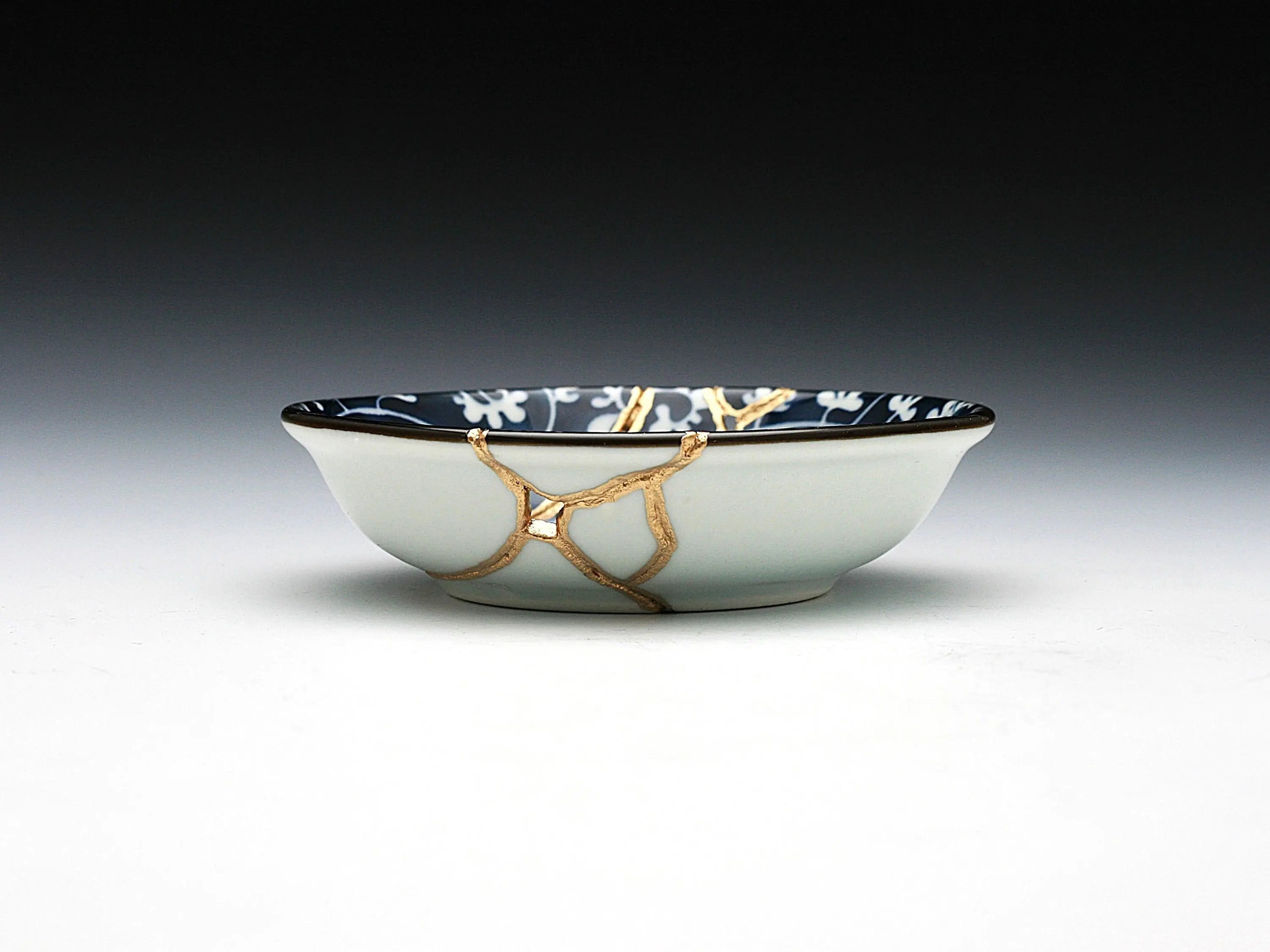 Small Blue and White Kintsugi Plate with Vines