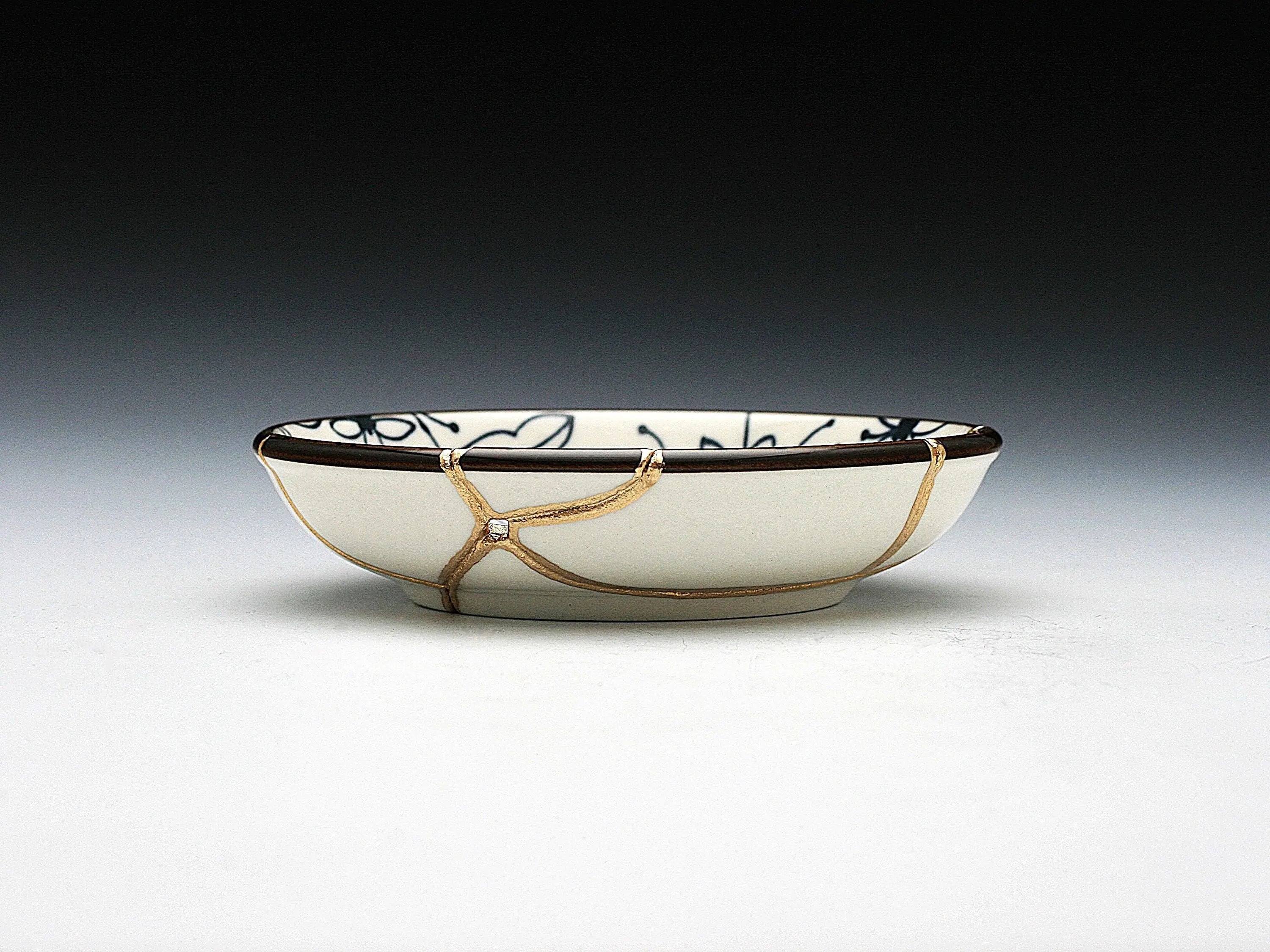 Small Blue and White Kintsugi Plate with Flower Images