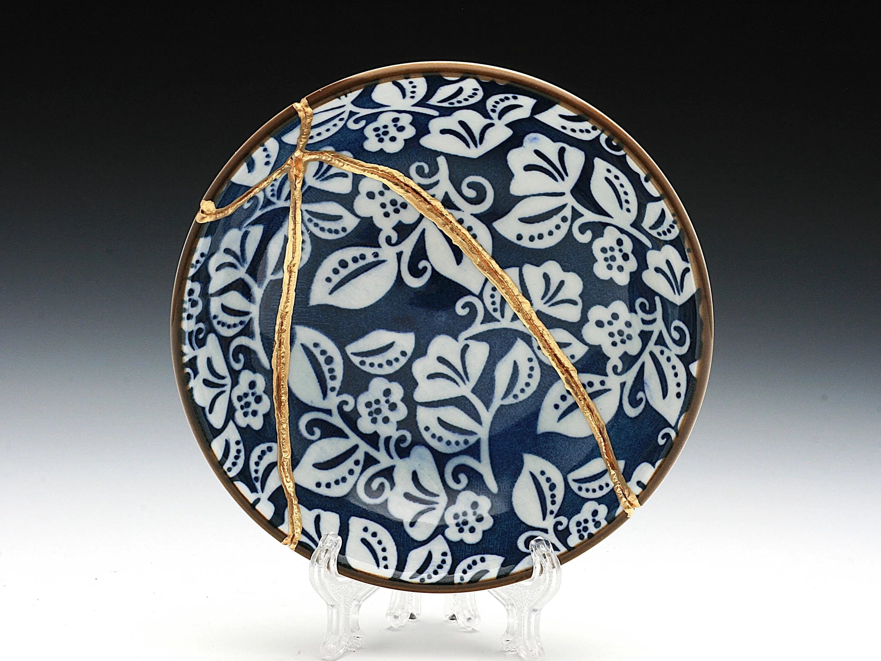 Small Blue and White Kintsugi Plate with Leaves