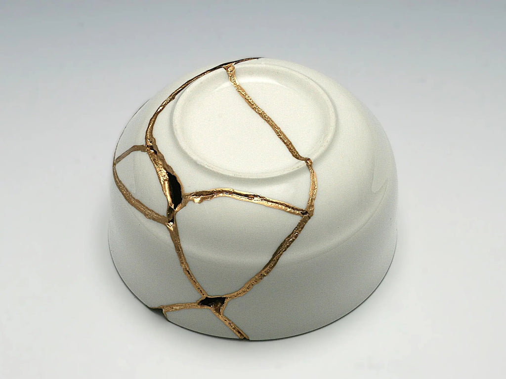 Medium White Kintsugi Bowl