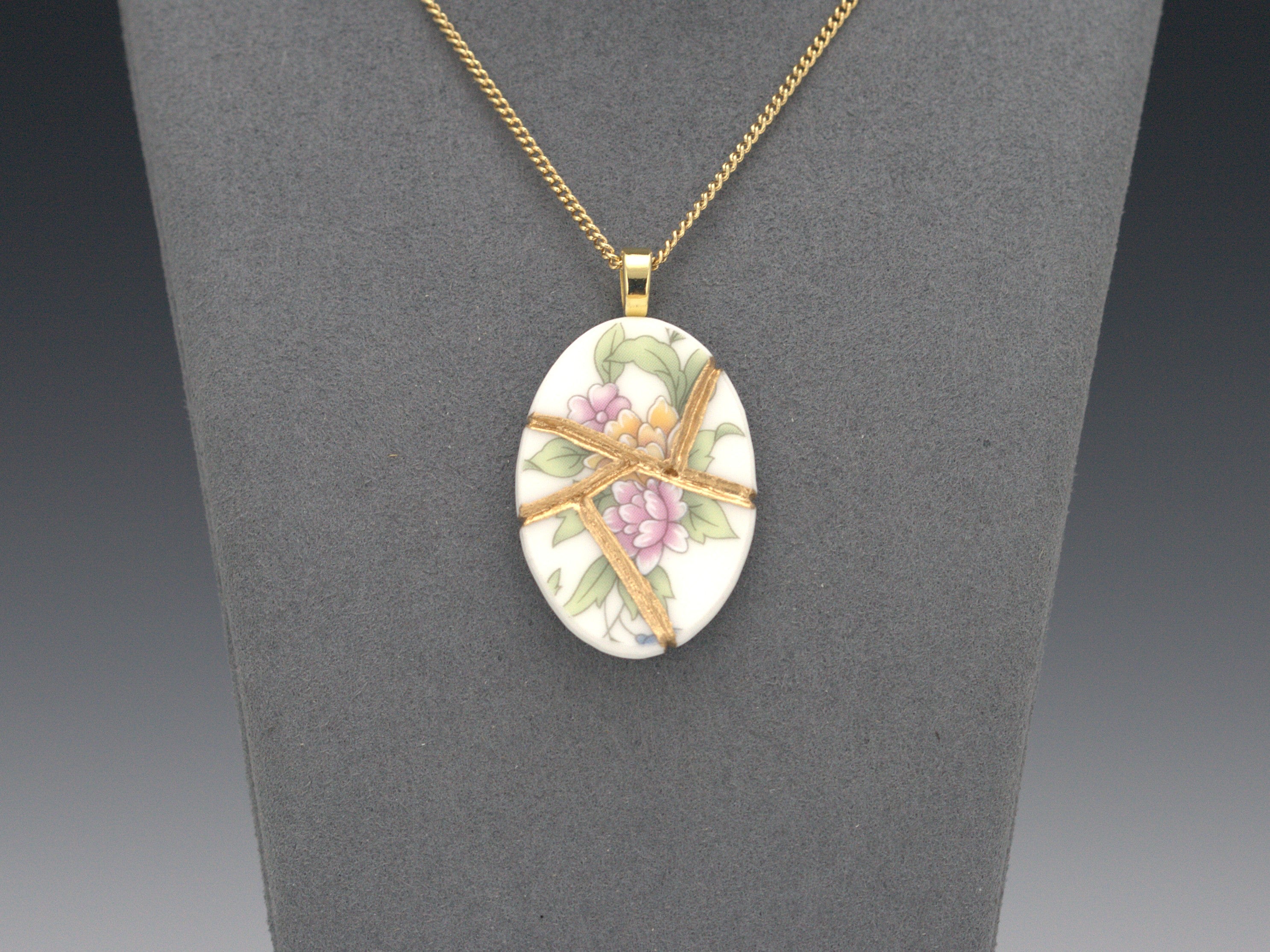 Delicate Floral Kintsugi Necklace