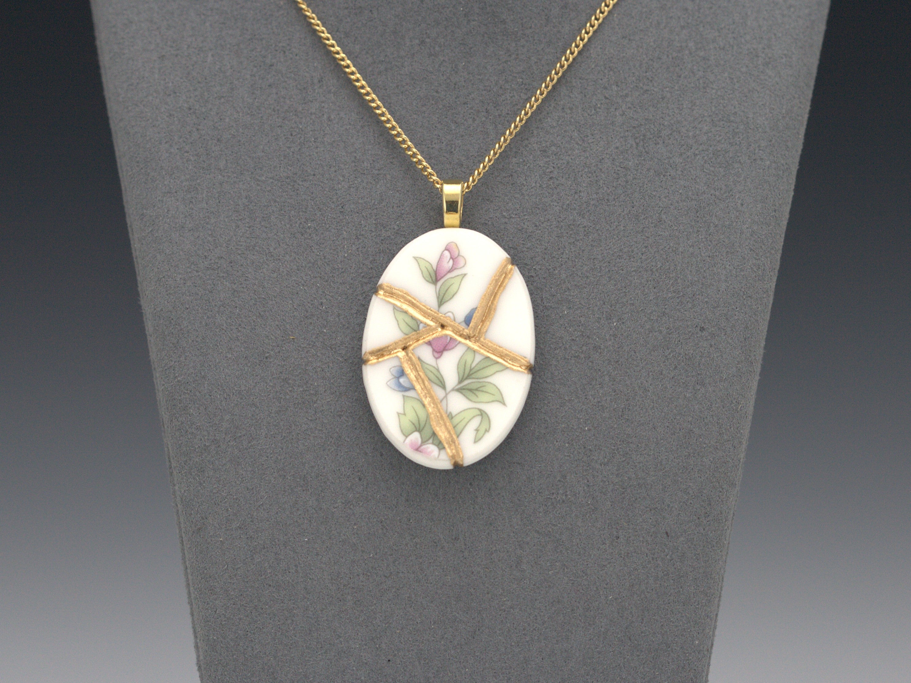 Graceful Flowers Kintsugi Necklace