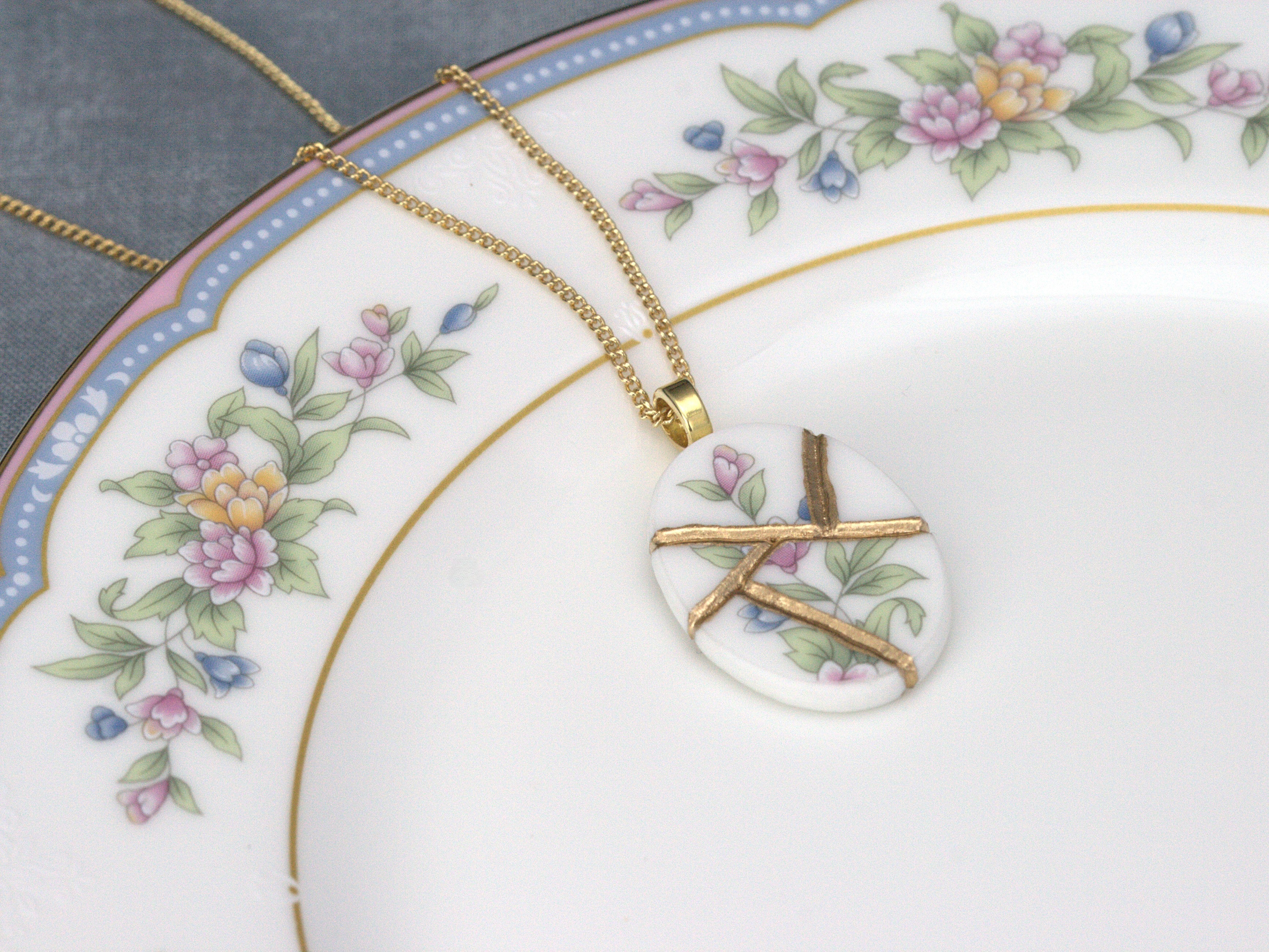 Graceful Flowers Kintsugi Necklace