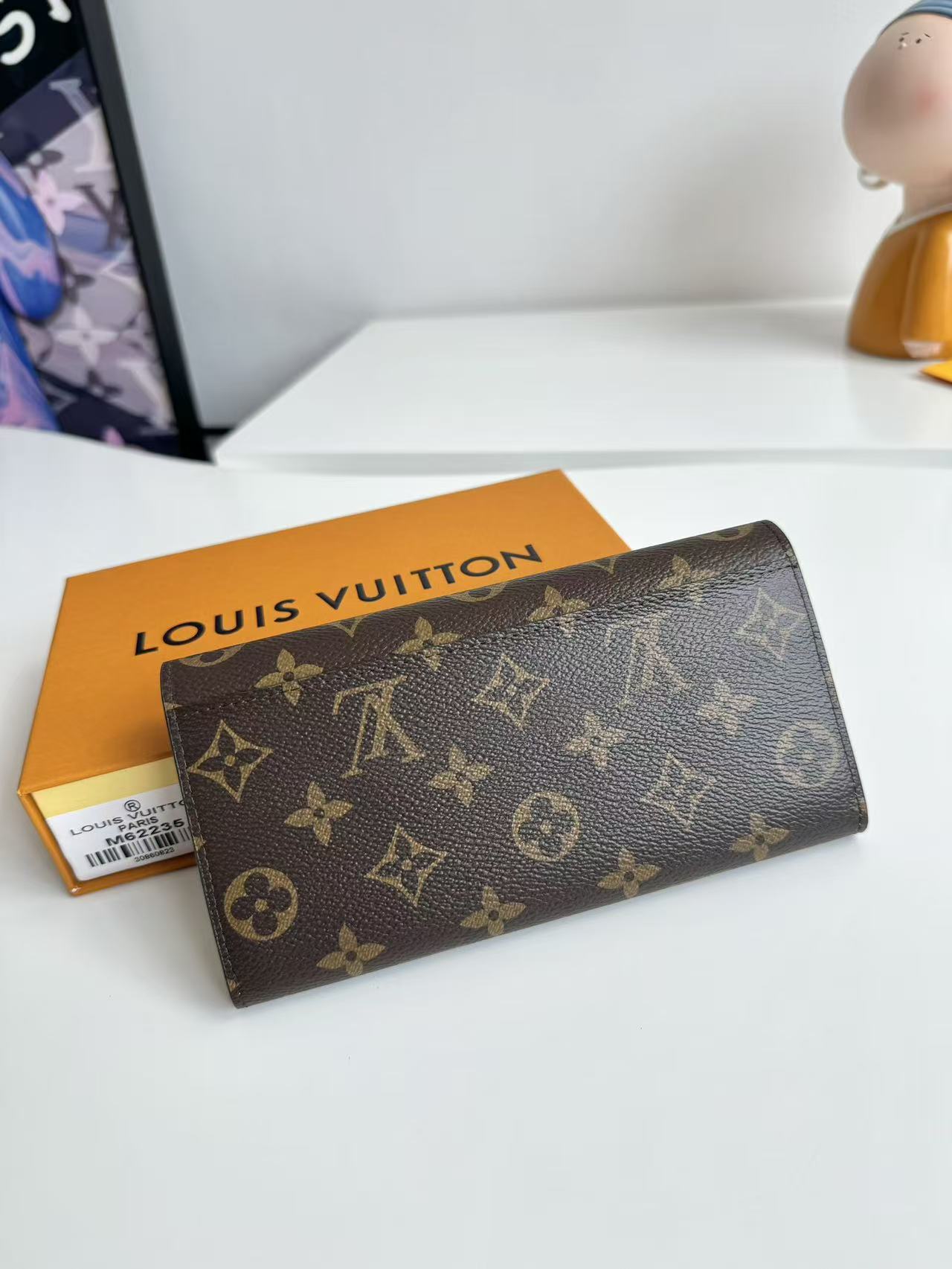 LV Sarah Wallet 19 Brown in Monogram Cowhide