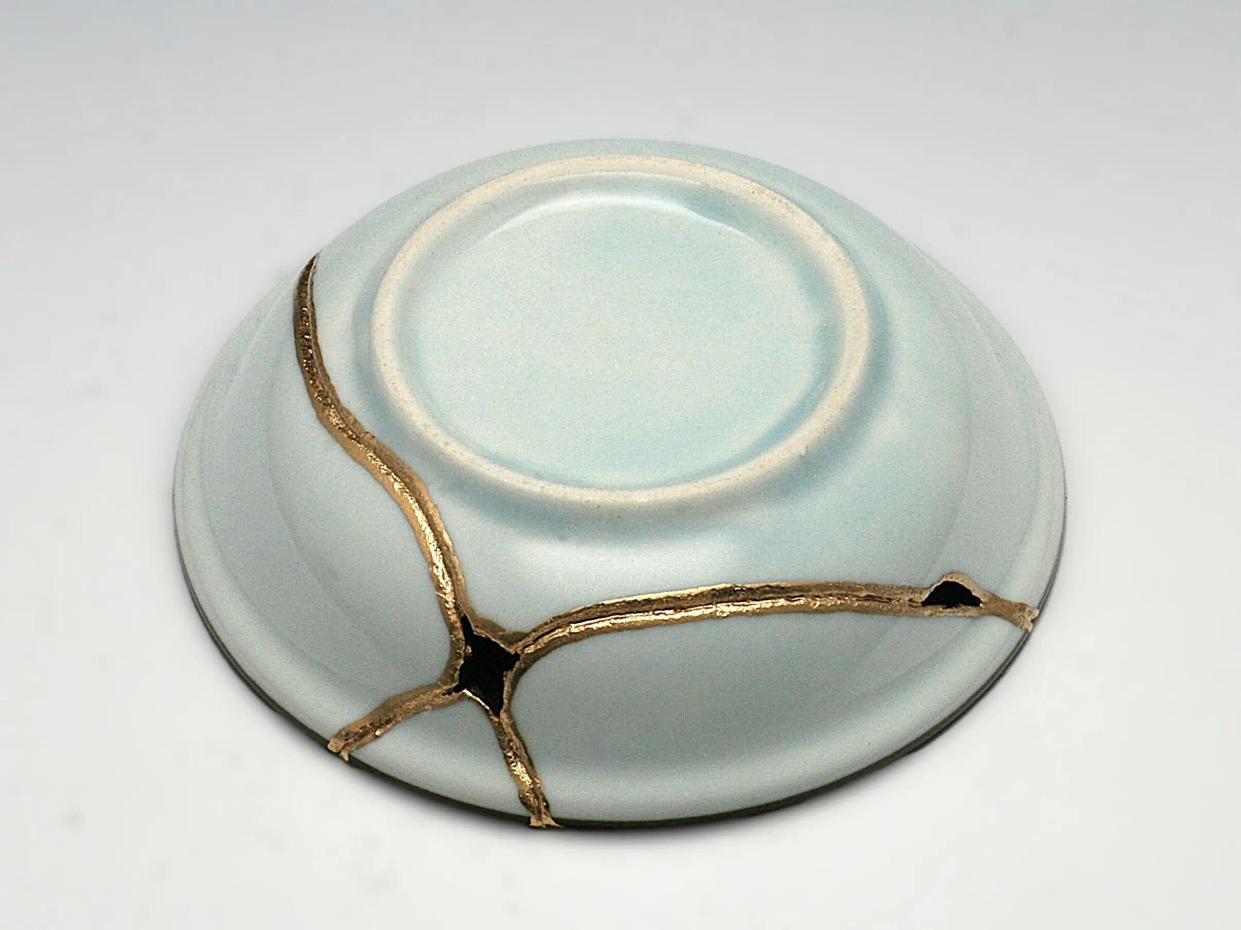 Small Blue and White Kintsugi Plate with Pattern