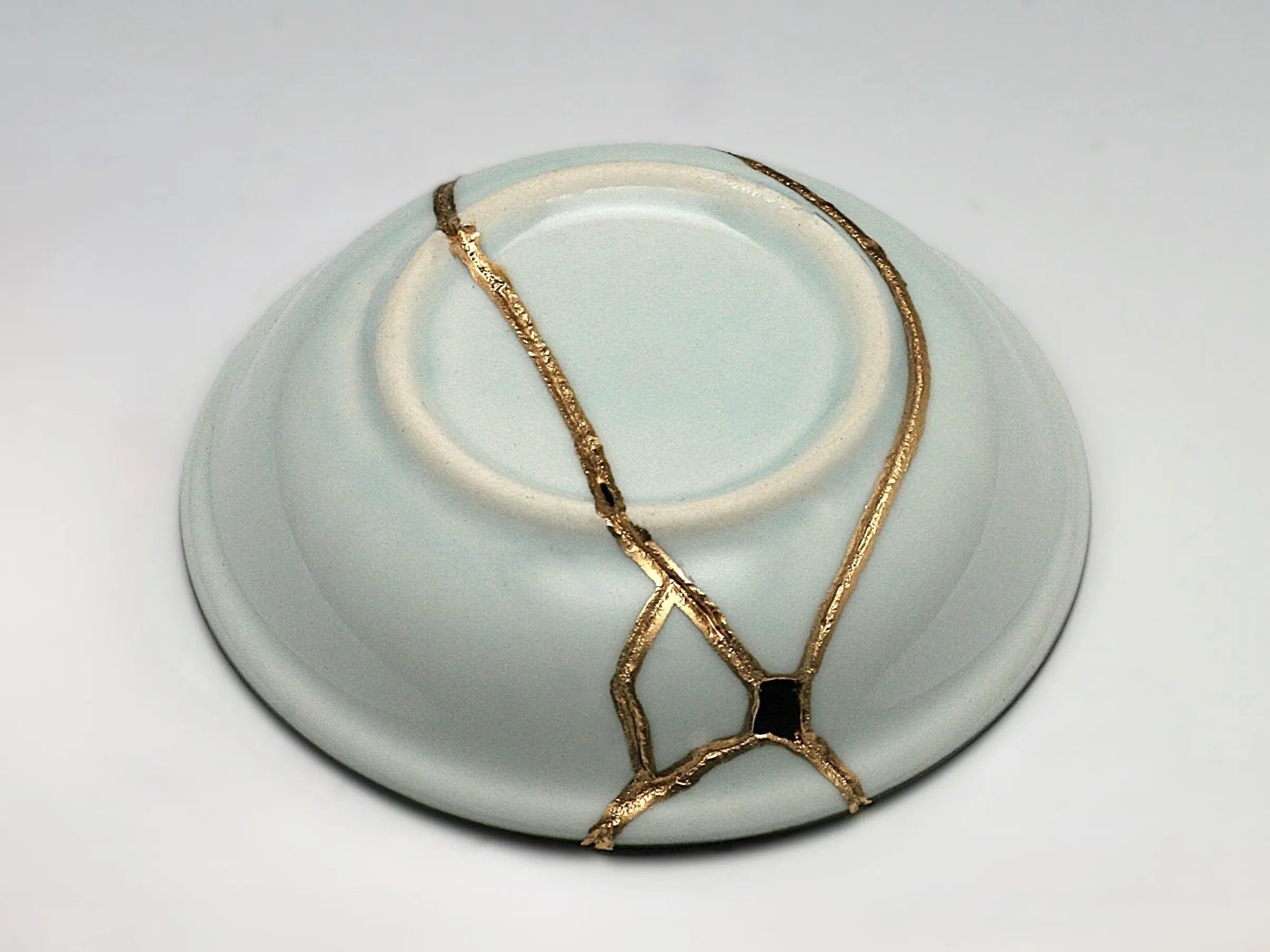 Small Blue and White Kintsugi Plate with Vines