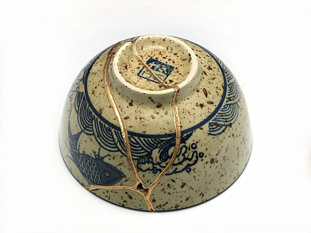 Medium Beige Kintsugi Bowl with Fish Image