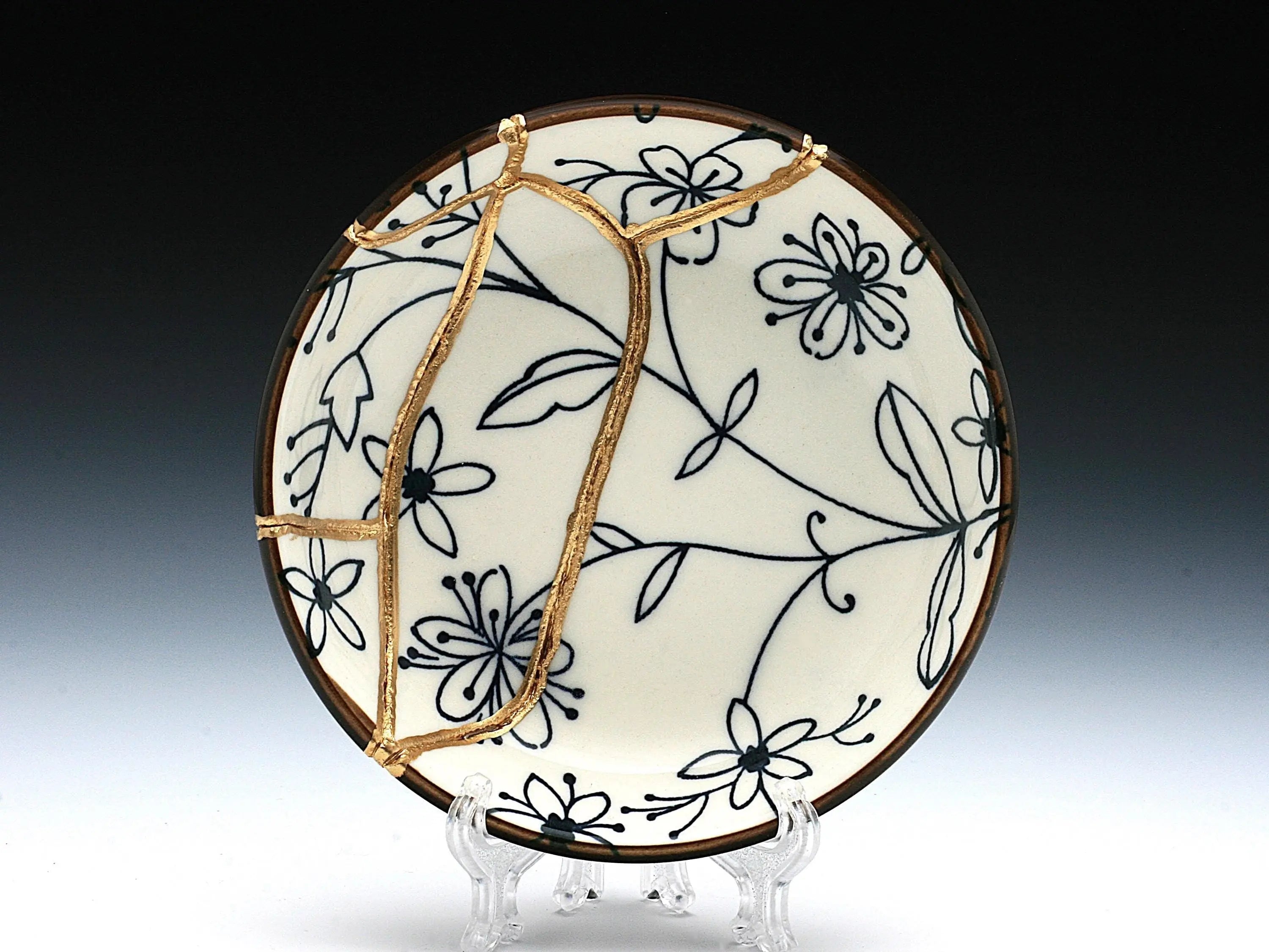 Small Blue and White Kintsugi Plate with Flower Images