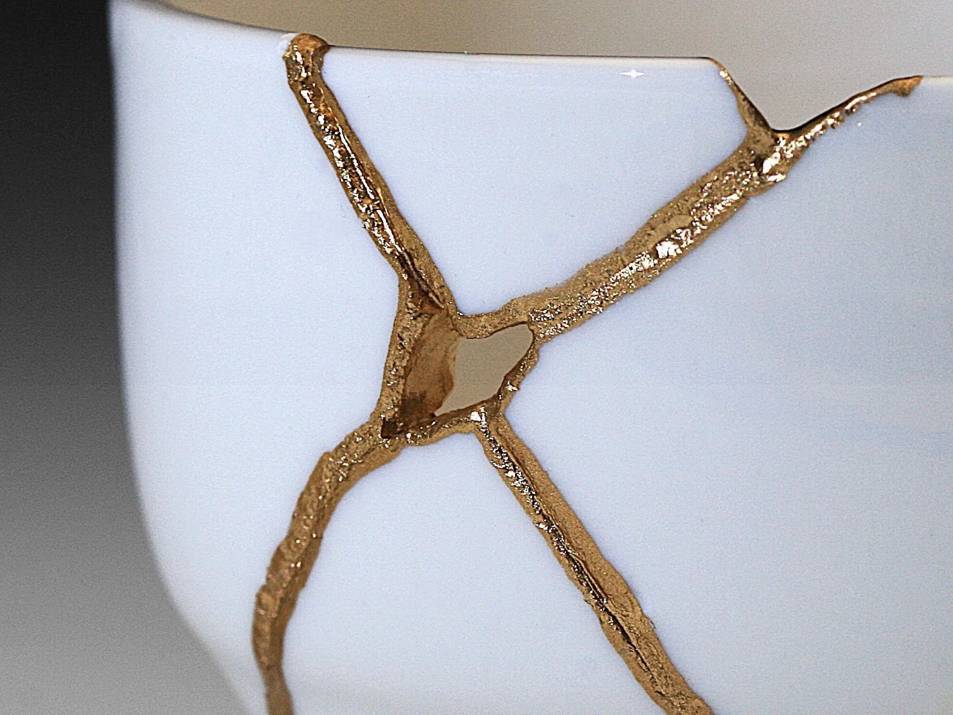 Medium White Kintsugi Bowl