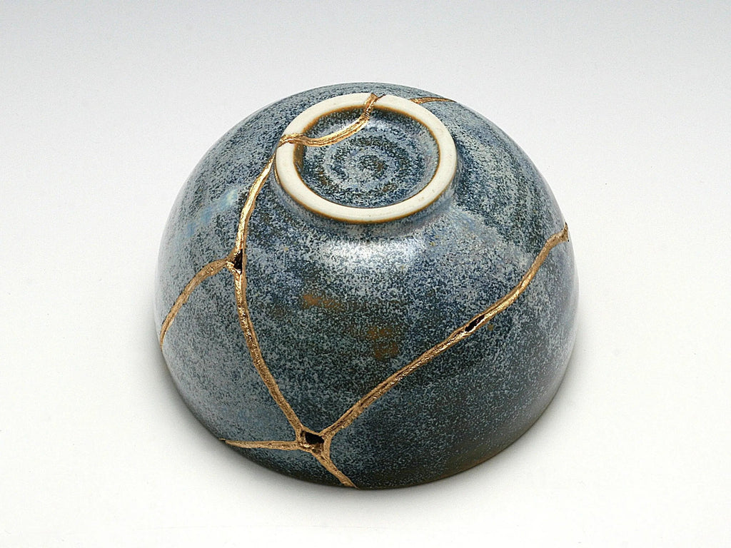 Medium Gray Kintsugi Bowl