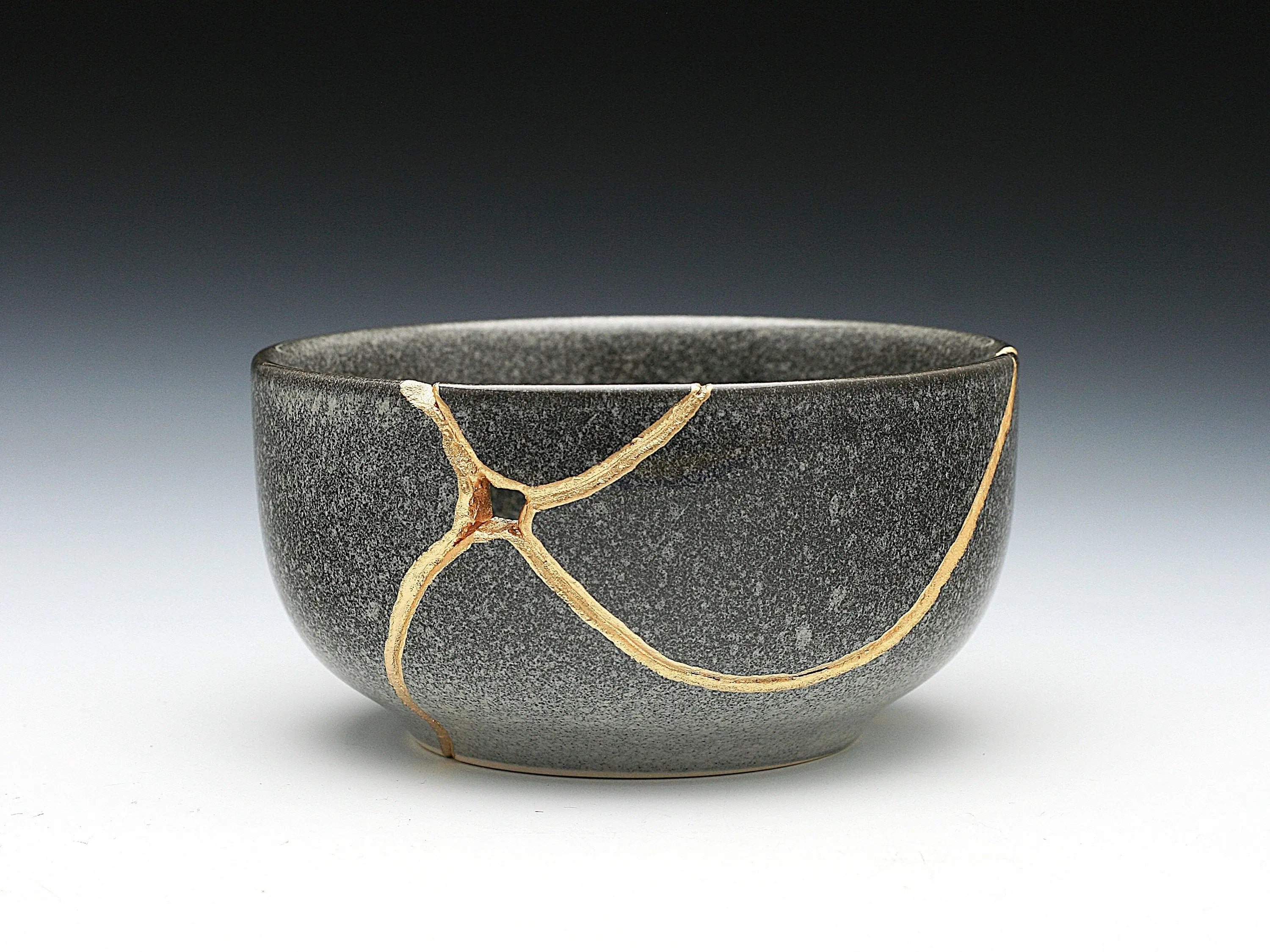 Medium Grey Kintsugi Bowl