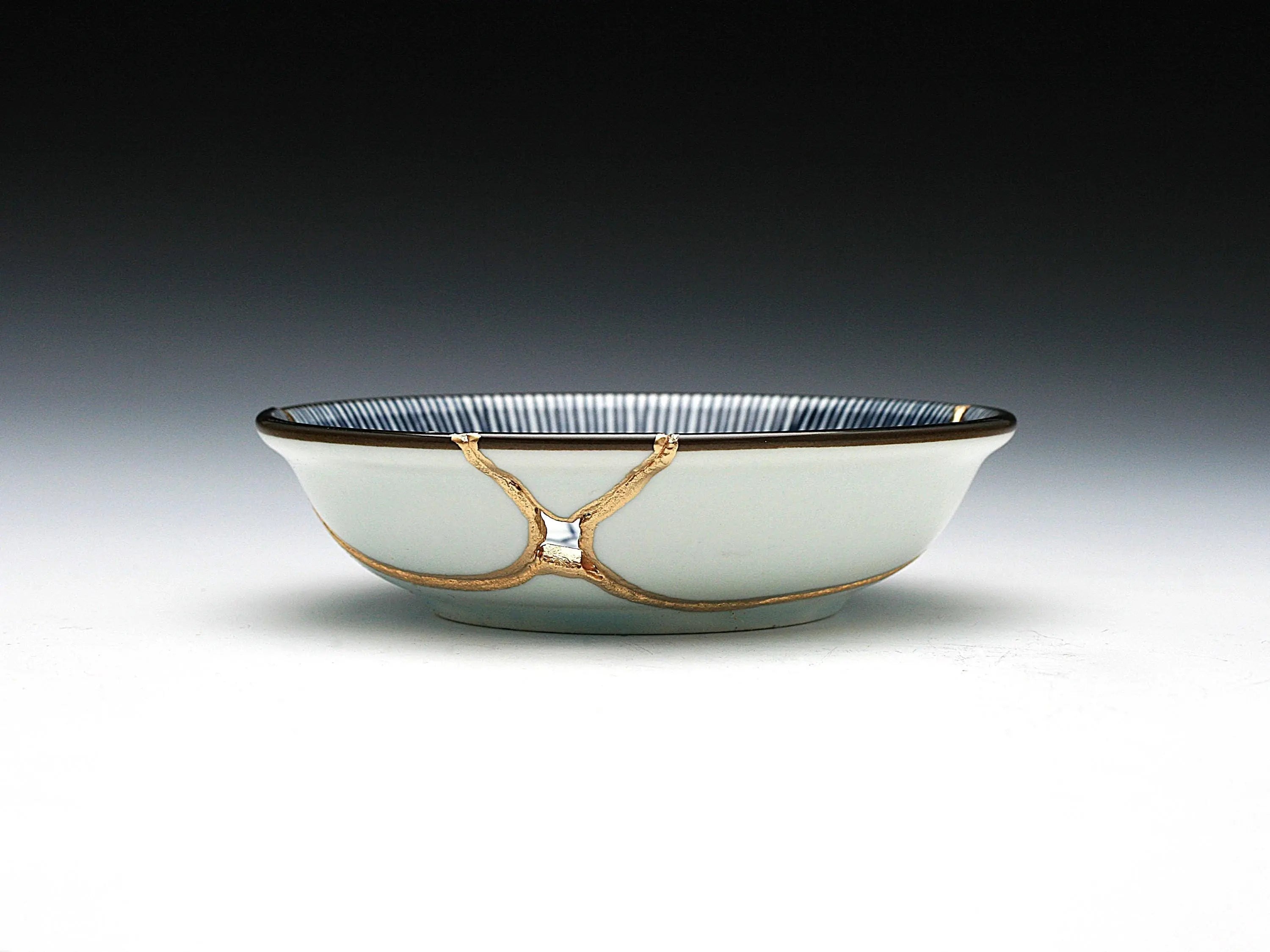 Small Blue and White Kintsugi Plate with Pattern