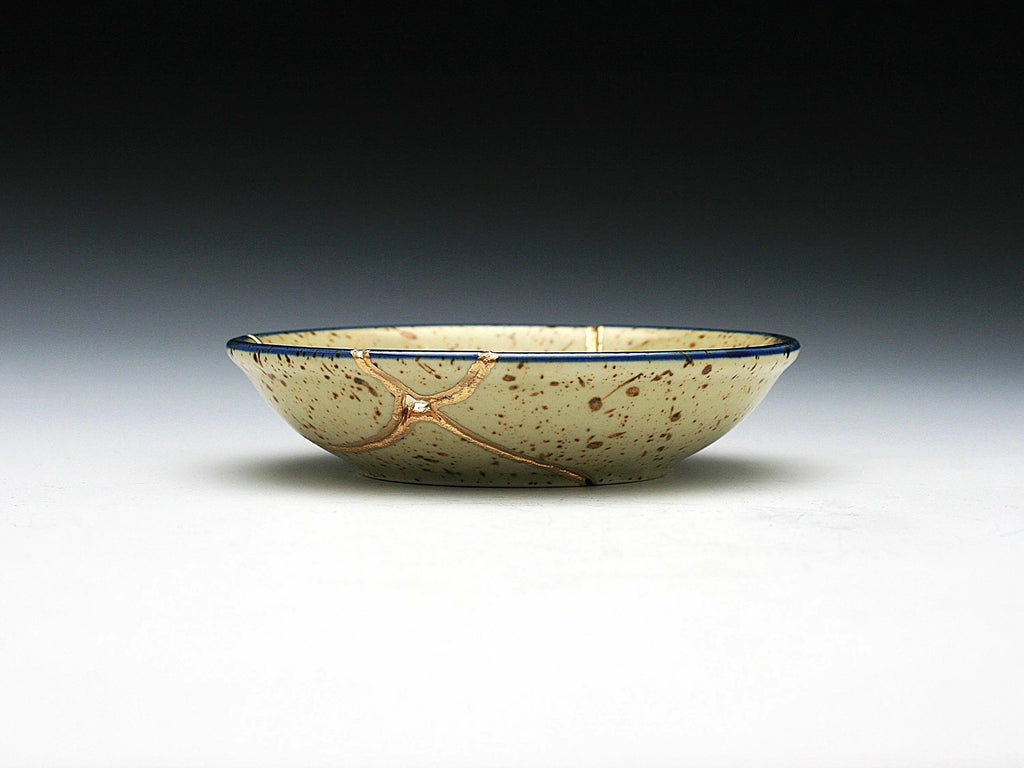 Small Beige Kintsugi Plate with Fish Image