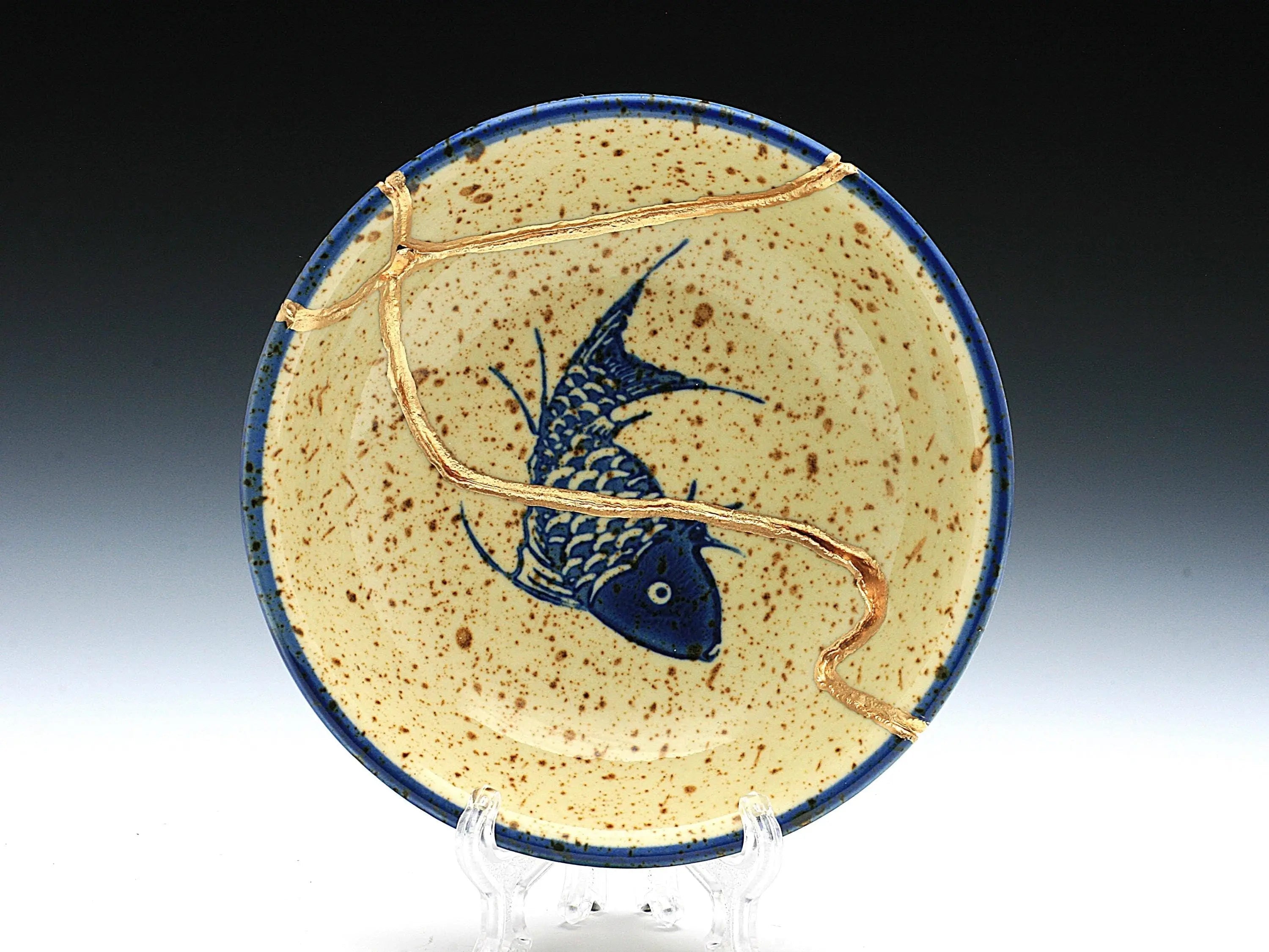 Small Beige Kintsugi Plate with Fish Image