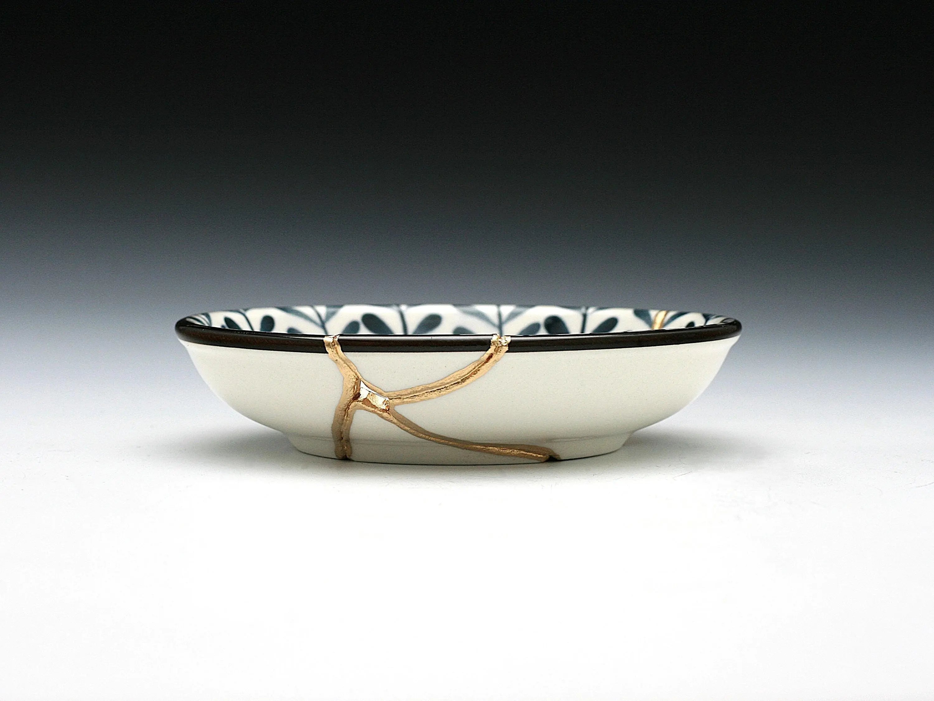 Small Blue and White Kintsugi Plate with Leaves and Swirl