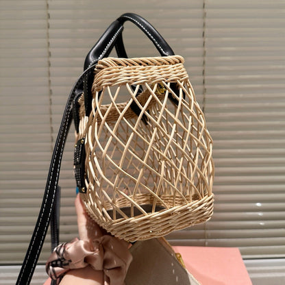 WOVEN HOLLOW BAG 23 IN BEIGE RATTAN AND BLACK CALFSKIN TRIM