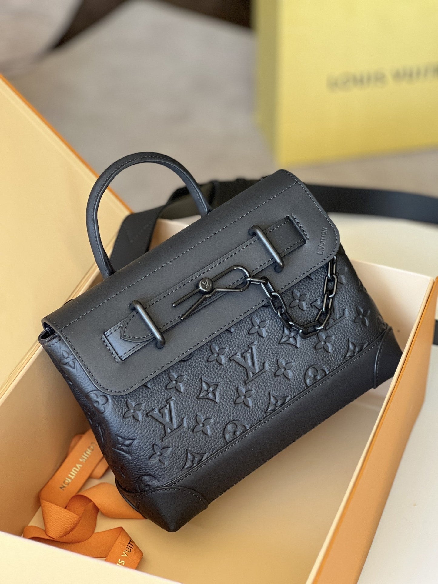 LV Steamer PM Bag 25cm Black Taurillon Monogram Leather