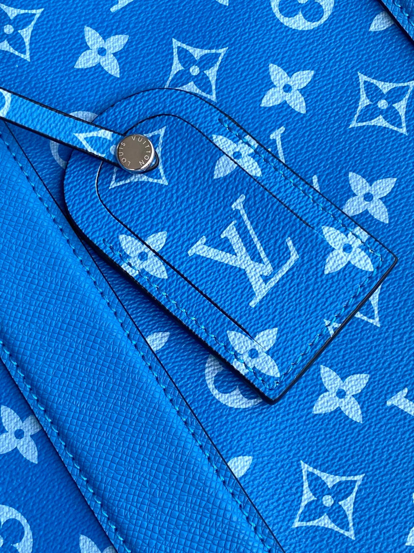 LV The Weekend Tote Bag 43cm Blue Monogram Canvas & TaÃ¯ga Leather