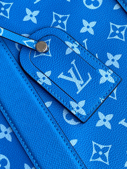LV The Weekend Tote Bag 43cm Blue Monogram Canvas & TaÃ¯ga Leather