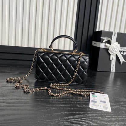 CC 24B Trendy Bag 18.5cm Black Lambskin Gold Hardware