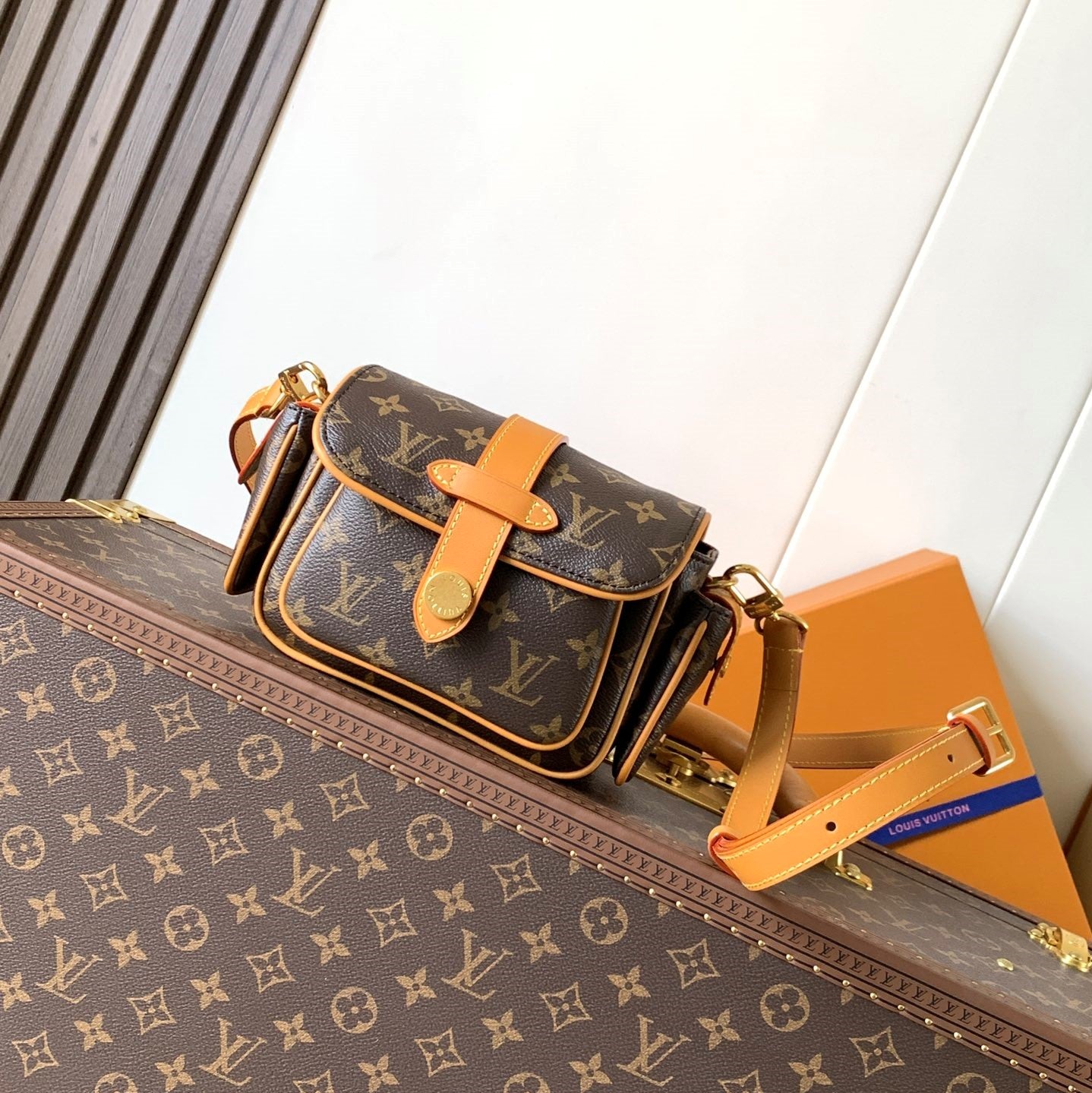 LV Cargo Wearable Wallet 23cm Brown Monogram Canvas & Cowhide GHW