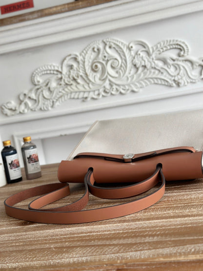 ZIP CABINE 31 BAG IN PALE GRAY CANVAS AND BRONZE BROWN CALFSKIN