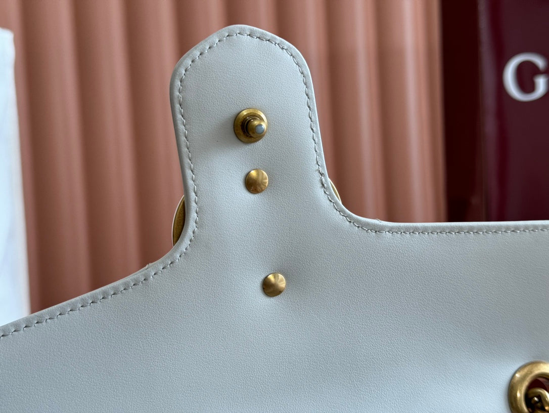 GG MARMONT MATELASS_ LARGE 26 BAG WHITE CALFSKIN