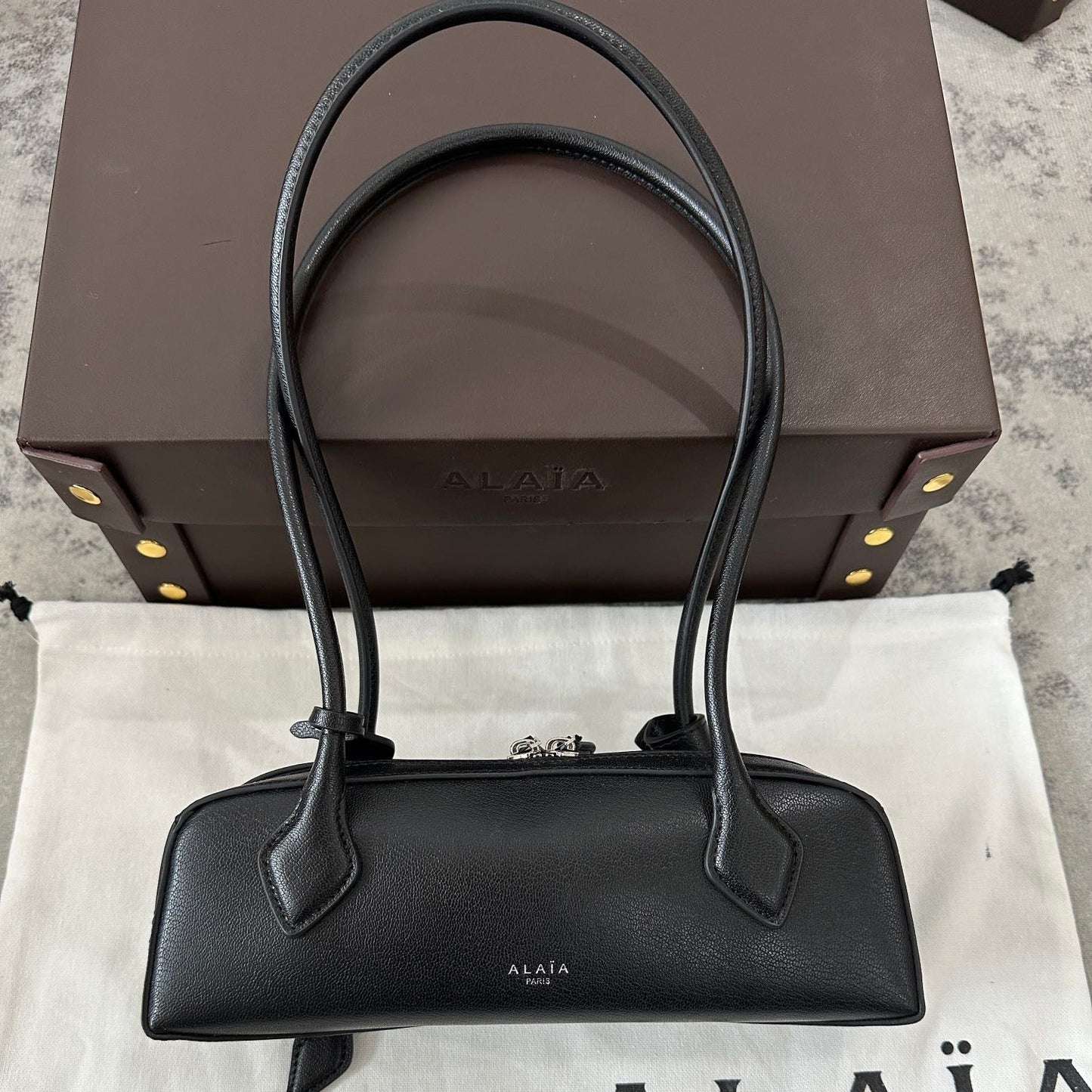 LE TECKEL SMALL BAG 27 IN BLACK GOATSKIN