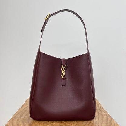 LE 5 _ 7 LARGE SUPPLE 31 IN WINE RED GRAINED CALFSKIN
