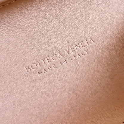 CLASSIC KNOT 20 IN LOTUS LAMBSKIN