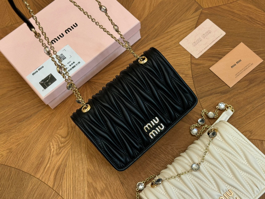 CRYSTAL CLOQU_ 20 NAPPA BLACK LEATHER BAG