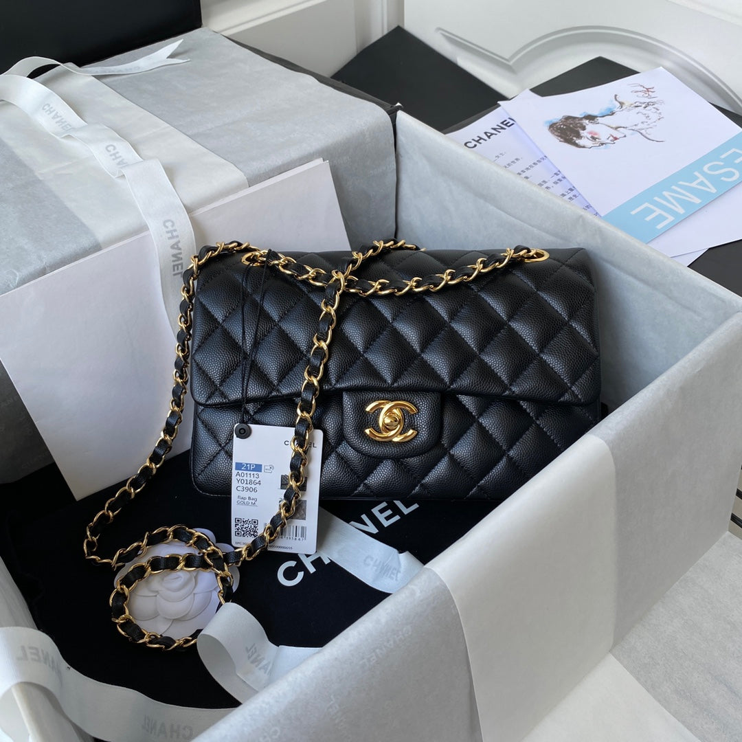 Medium Classic Flap Bag 23cm Black Caviar Gold Hardware